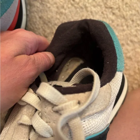 New Balance 515, women's 9.5B, white/gray/teal/red - Picture 8 of 9